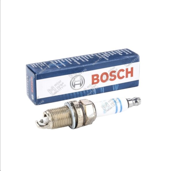 ⁦الماني BOSCH 
طقم بوجيهات 4 شمعة بلاتينيوم BMW E30 - E36 - E46 - E66 
H*⁩ - الصورة ⁦2⁩
